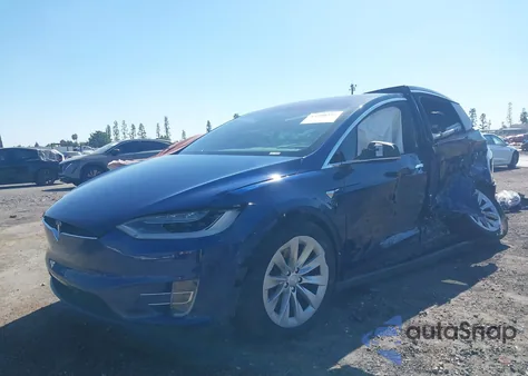 2017 Tesla Model X 100D/75D/90D from USA, damaged, VIN 5YJXCBE24HF075440